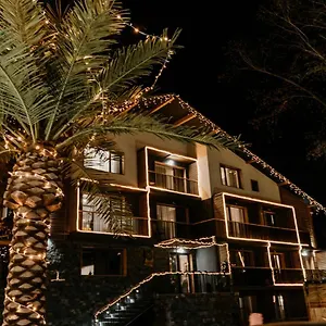 Utopia Forest Otel