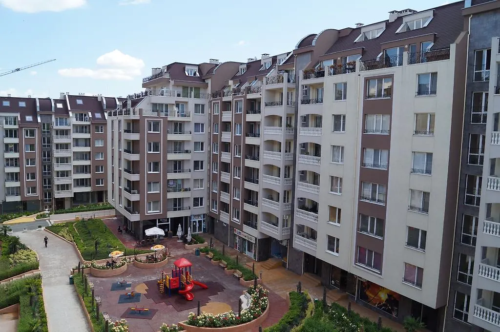 Daire Complex Perla Burgaz